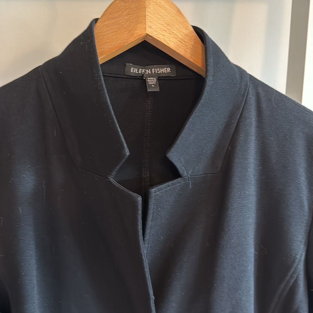 Tidy, tailored soft knit blazer by Eileen Fisher - Picture 2 of 8